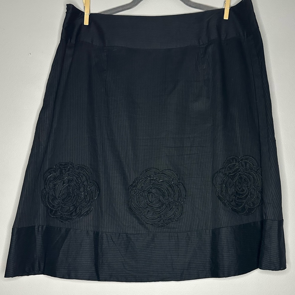 Willi Smith Black Skirt with Rosettes Size 14